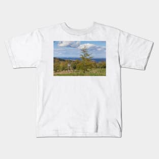 Jägerhochsitz, landscape in Hebst, Gernrode, Quedlinburg, Saxony-Anhalt Kids T-Shirt